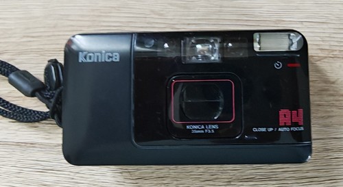 Konica 35mm kompaktkamera - a4,
